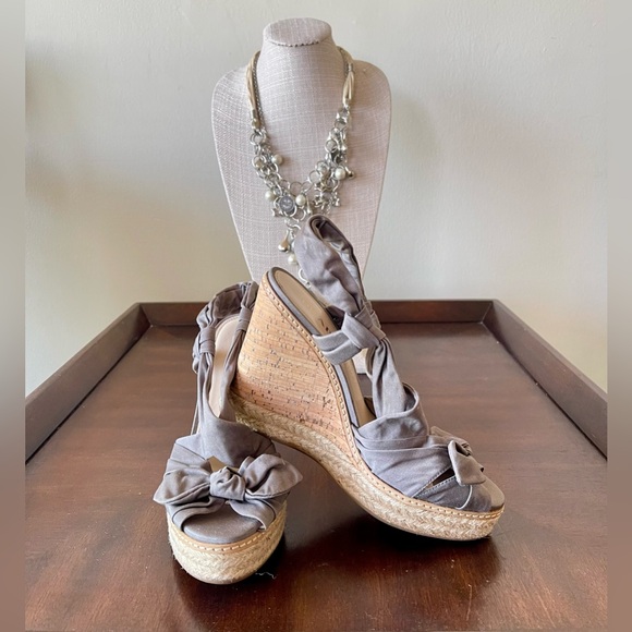PRADA |  BOW NEUTRAL GRAY Cork Espadrille Designer Platform Wedge Sandal - Picture 1 of 11